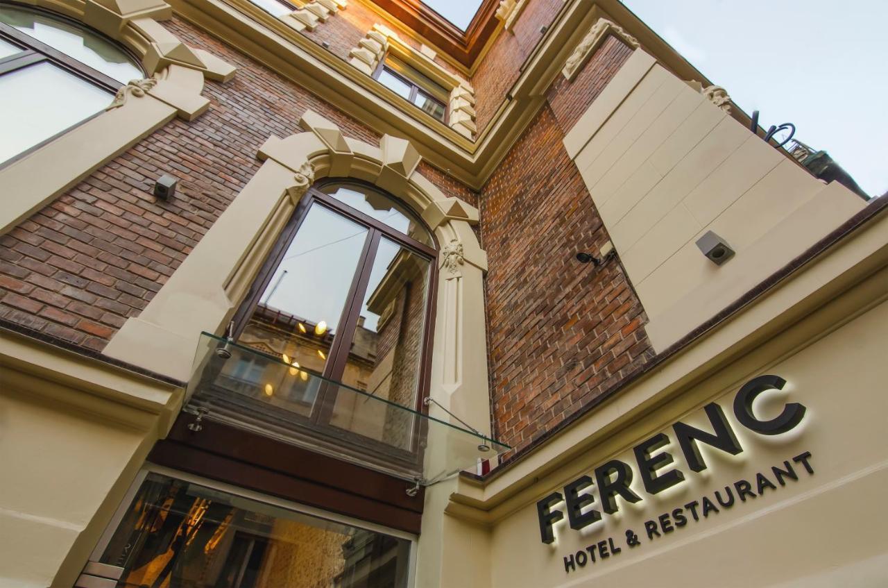 Ferenc Hotel & Restaurant Liov Exterior foto